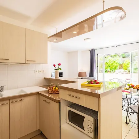 Central Arcachon Apartment Stay Appartement *